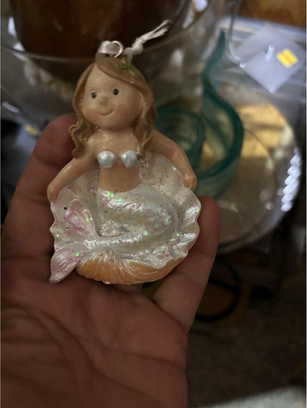 Vintage Mermaid Clam Shell Figurine Sparkle Luster 5 1/2" - new-with-box